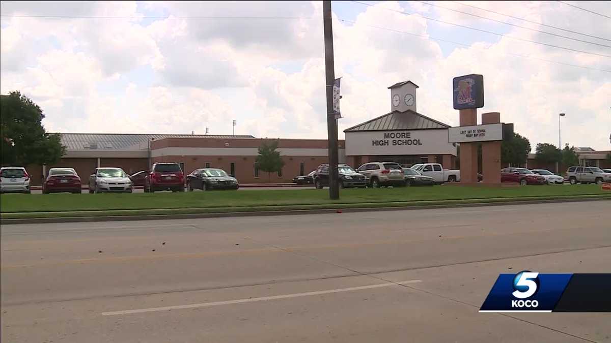 Two Moore students suspended after threatening Snapchat message circulated