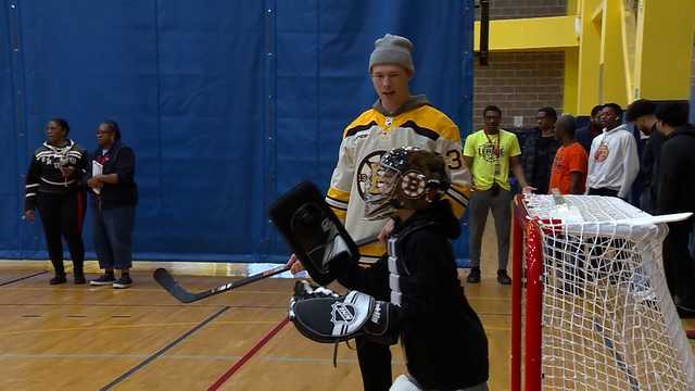 Bruins players give back to Boston community on off day - Vimarsana News