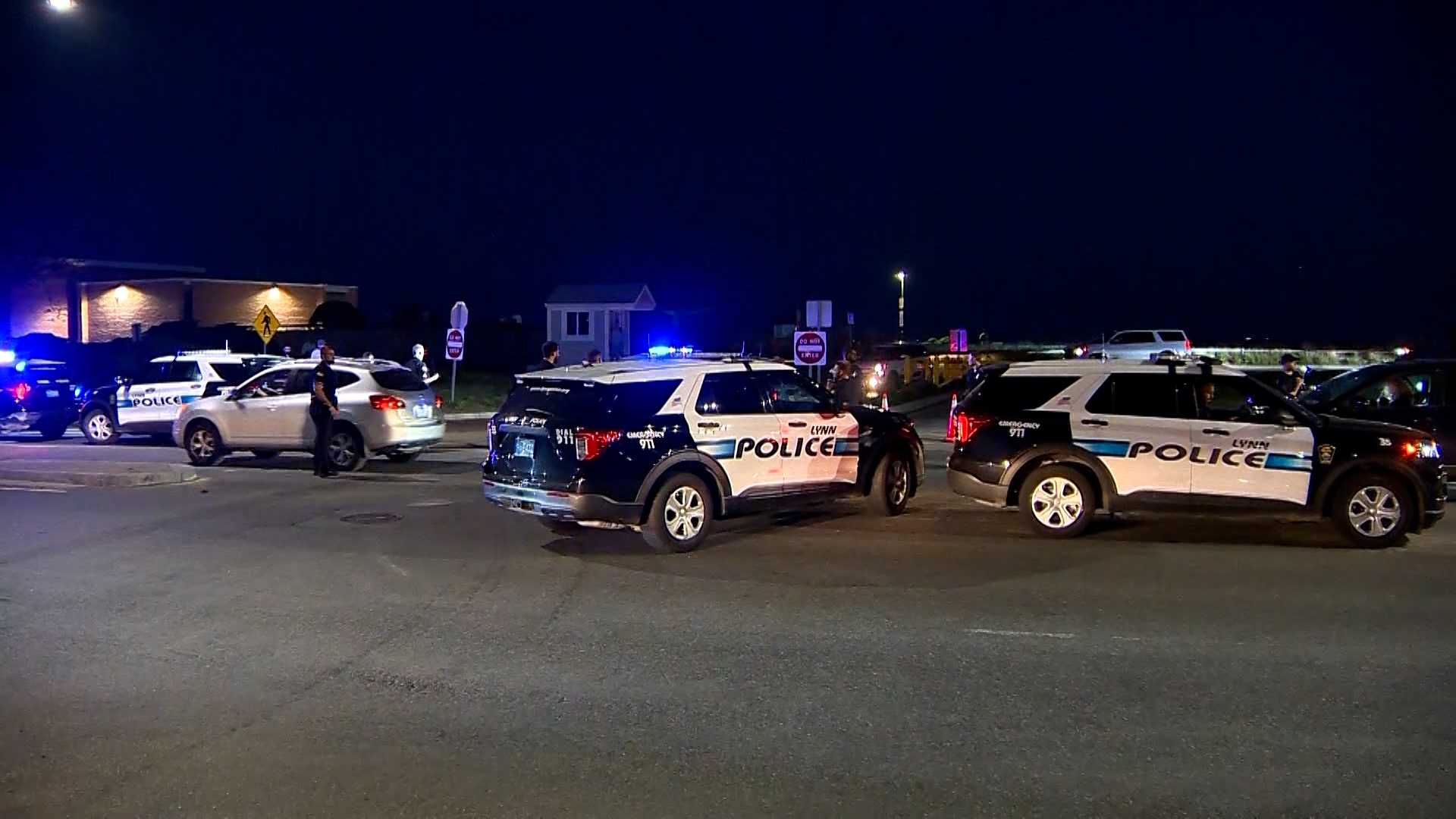 1 injured in shooting at Nahant Beach, state police say - Vimarsana News