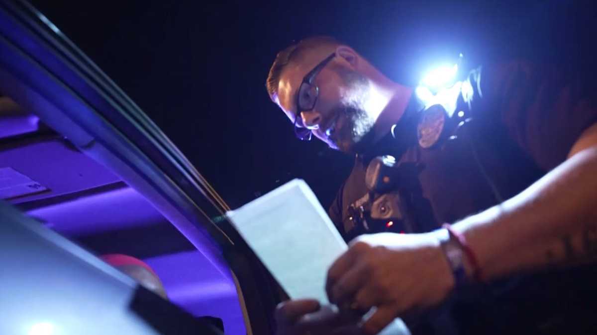 NBC2 rides along with Fort Myers police as officers crack down on aggressive drivers - Vimarsana News