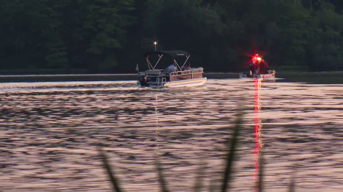 First responders searching Norton Reservoir for man who jumped off boat