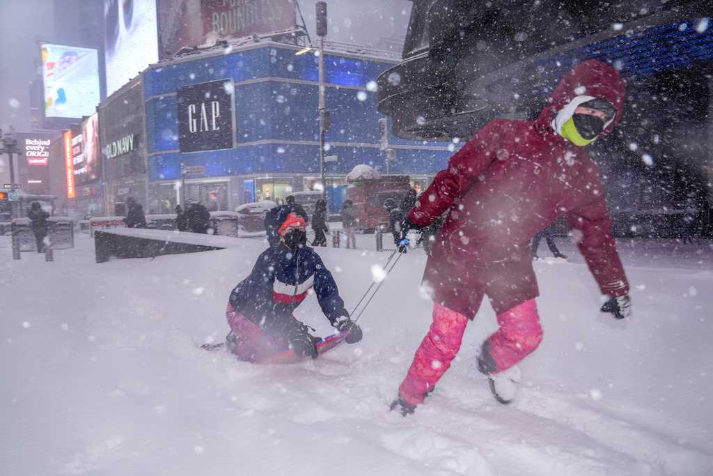 Northeast US digs out from brutal storm