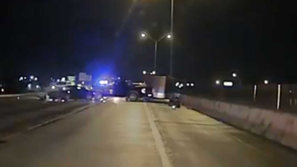 Video: OHP trooper nearly hit by vehicle on icy bridge