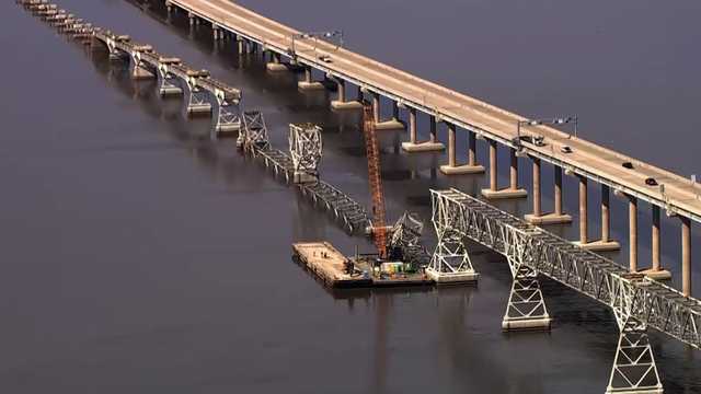 Crews demolish parts of old Nice\Middleton Bridge - Vimarsana News