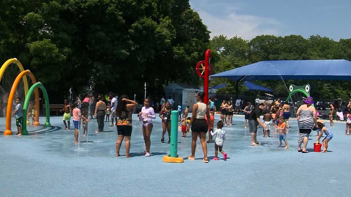 Boston residents look to beat heat at splash pads, beaches