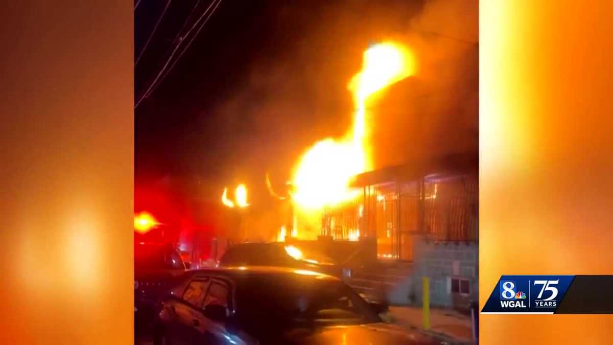 Mother and daughter killed in Philadelphia row home fire - WGAL