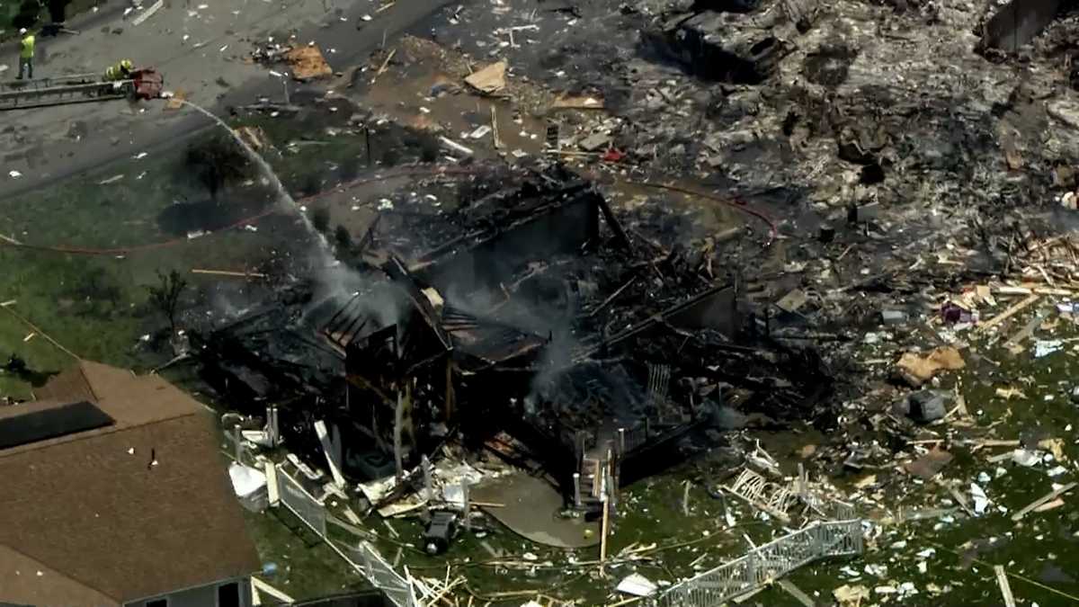 Explosion d’une maison de prunier sur Rustic Ridge Drive : 1 mort