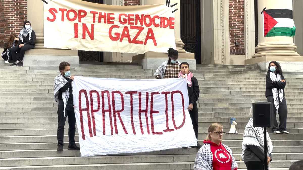 哈佛大学学生组织举办亲巴勒斯坦集会