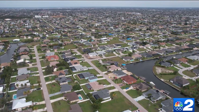 Cape Coral residents upset over FEMA's policy change leading to $300 flood insurance increase - Vimarsana News