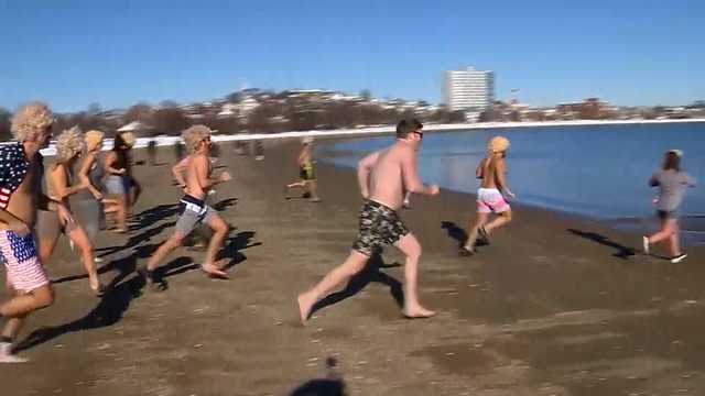 'Rally 4 Nally' polar plunge honors Massachusetts woman with ALS - Vimarsana News