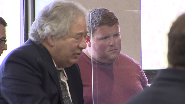 School van driver faces child porn charges->