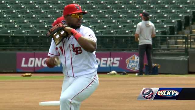 Louisville Bats outfielder has unique history with Columbus Clippers - Vimarsana News