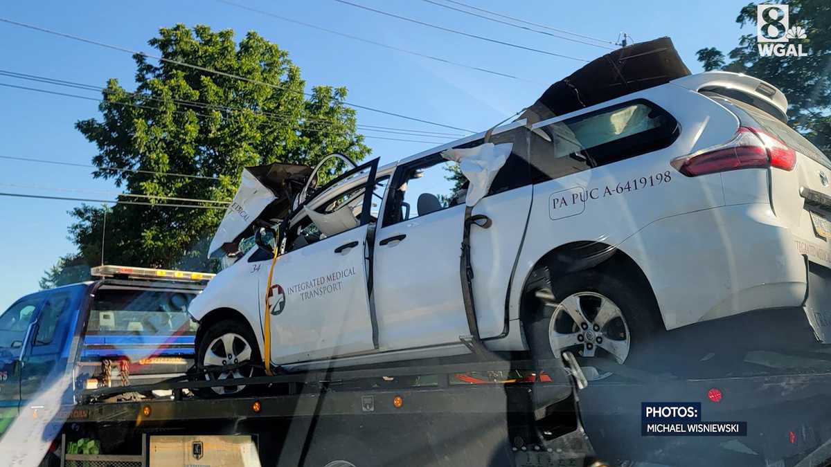 One person hurt in crash on Route 283 in Lancaster County, Pa.