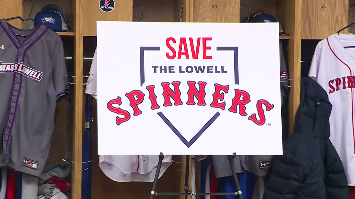 Lowell holds meeting to save Spinners baseball team
