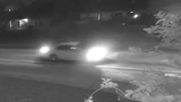 Orange County deputies search for suspect who shot at home with child ...