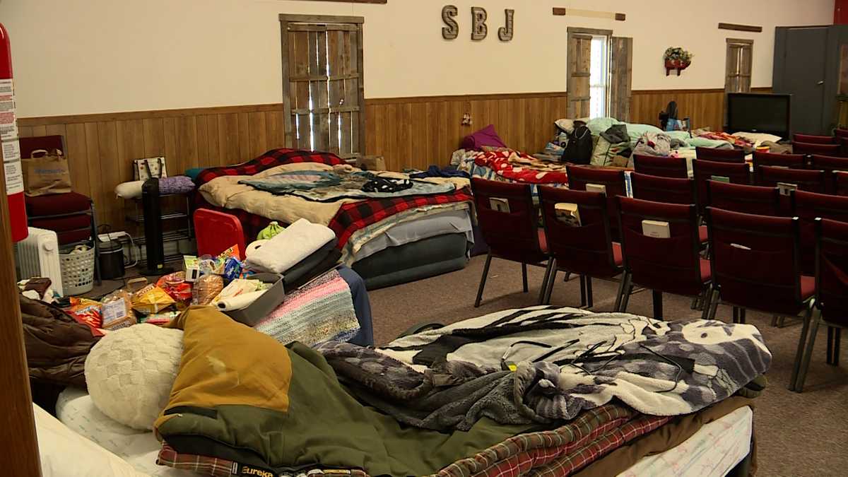 Everyone ordered to leave Maine homeless shelter due to code violations