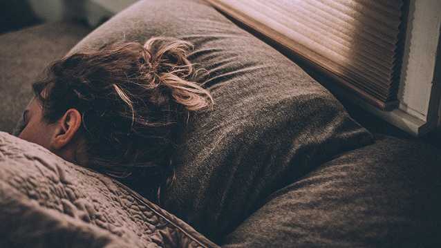Sleep specialist gives tips on getting a good night's rest - Vimarsana News