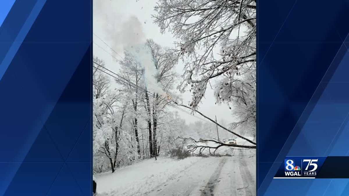 Heavy snow knocks out power for thousands in SouthCentral Pa.