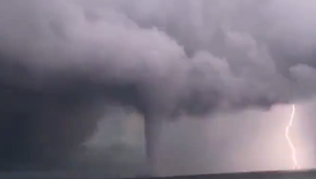 WATCH Massive waterspout in Destin, Florida