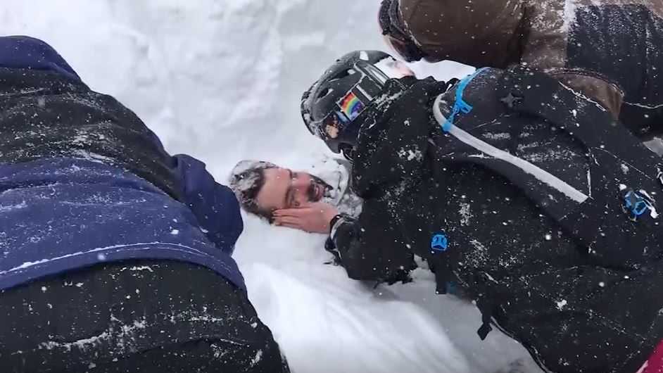 Video: Rescuers use bare hands to dig man out of Calif. avalanche