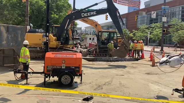 Witnesses describe aftermath of downtown steam pipe explosion - Vimarsana News