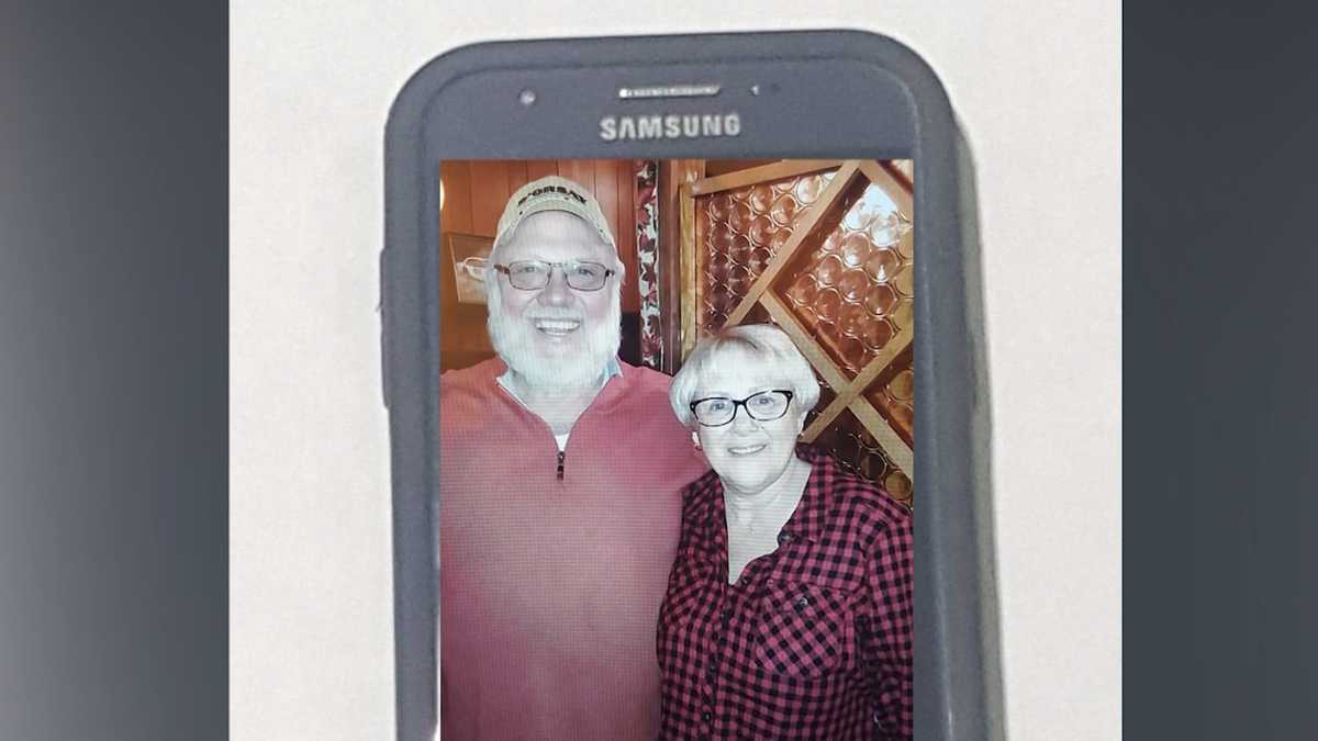 Good Samaritan in South Carolina finds, returns Wisconsin man's lost phone