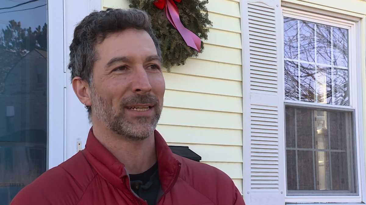 Landlord pauses rent to help tenants during coronavirus outbreak