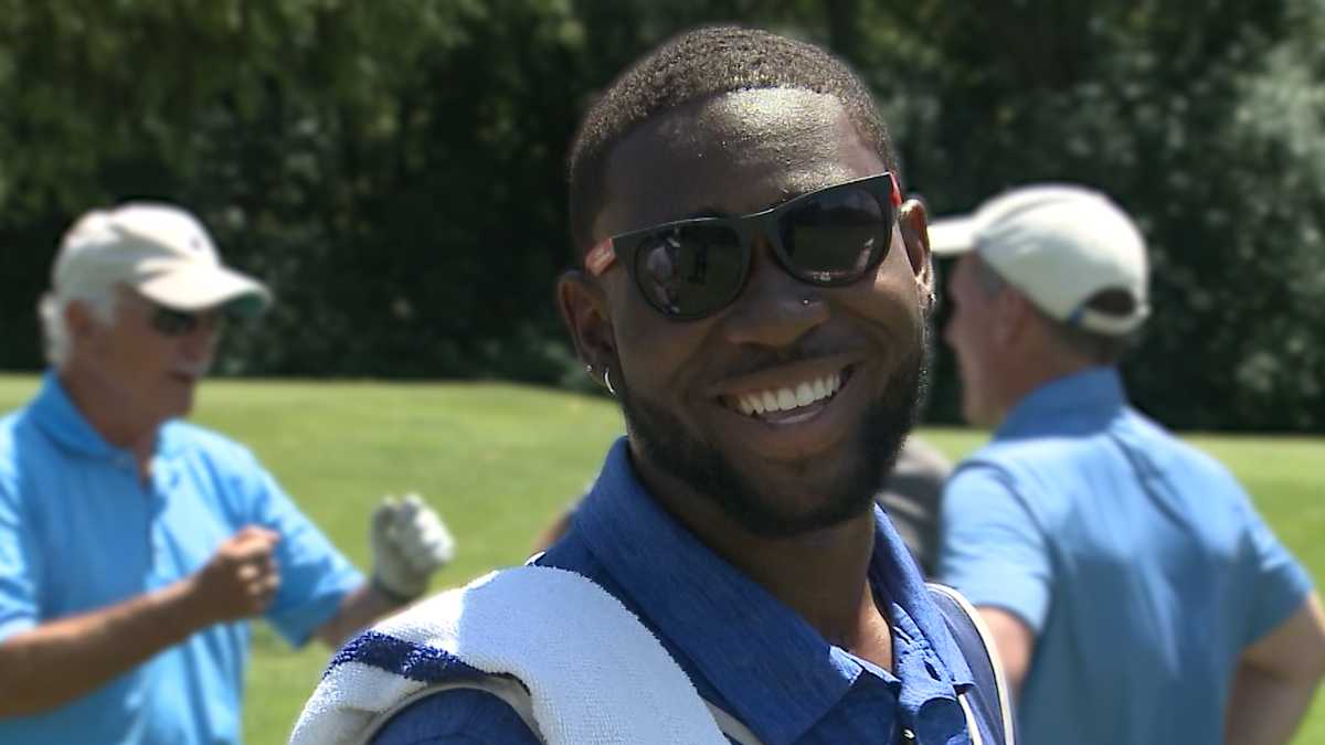 Milwaukee teen goes from caddie to scholar, earning fullride college scholarship