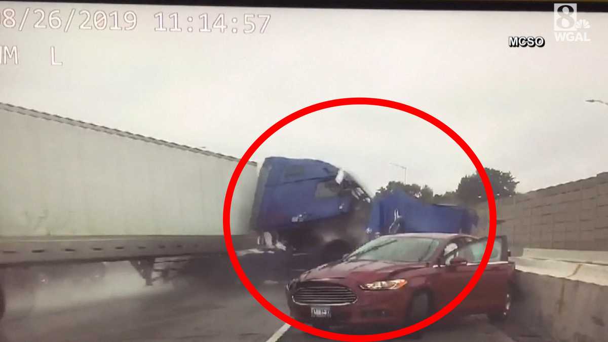 Video captures terrifying semi crash in Wisconsin