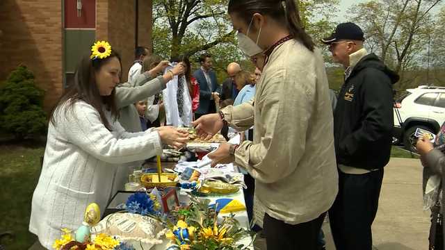 Fundraiser for Ukraine held at Boston church on Orthodox Easter - Vimarsana News