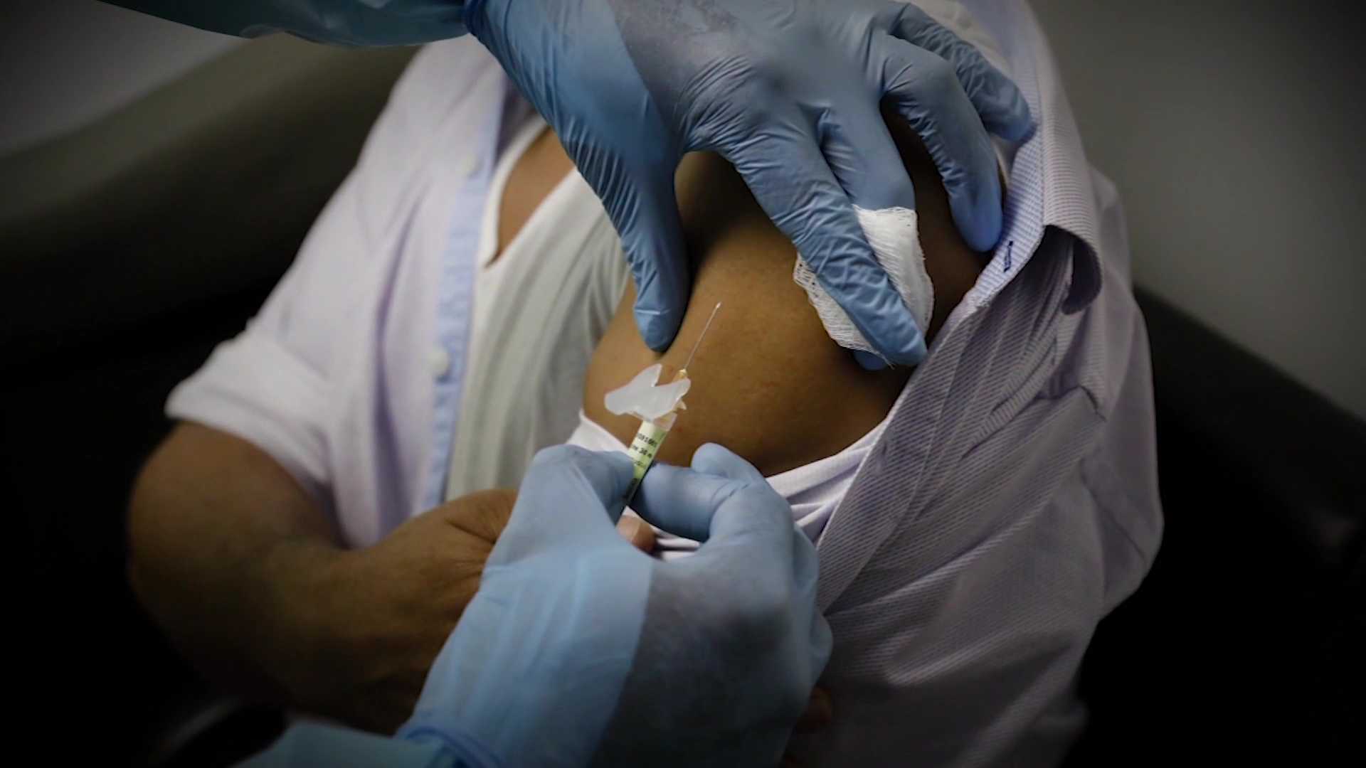 Mass. infectious disease expert weighs in on COVID vaccine availability