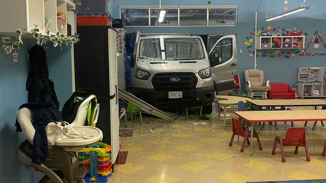 Girl recounts van crashing into day care at Foxborough YMCA - Vimarsana News