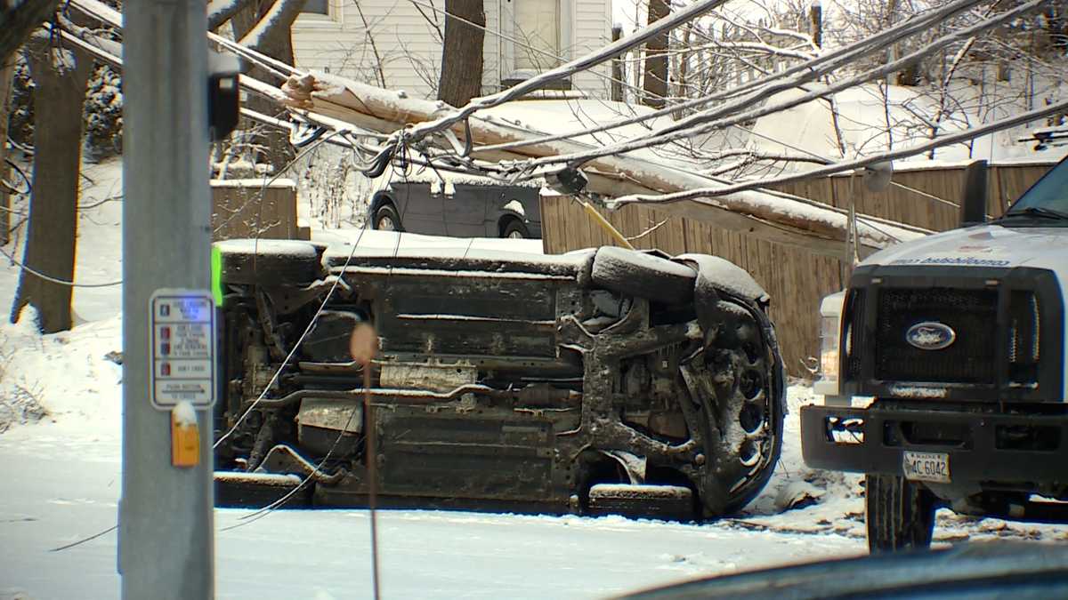 Vehicle crashes into utility pole in South Portland during snowstorm