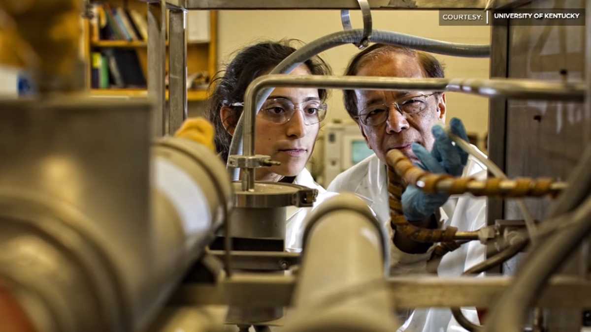 These university researchers are working on a face mask that could kill