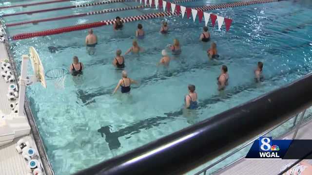 Before jumping in the pool, know how to avoid swimming injuries - Vimarsana News