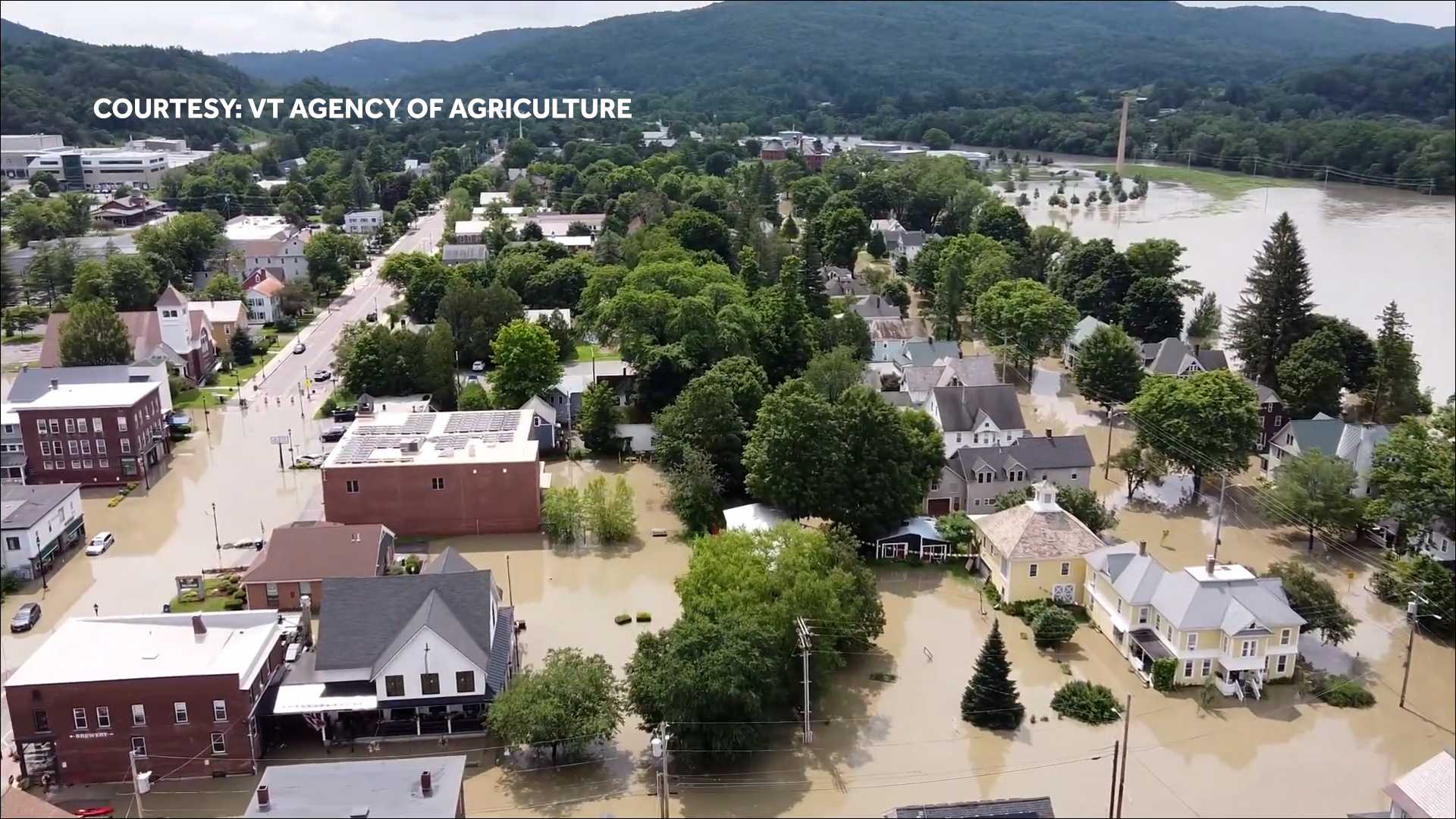 River Flooding Inundates Waterbury Vermont   Waterbury Vermont Flooding Winooski River 64ad98db7c1ce 