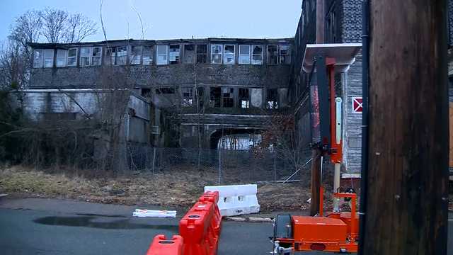 Road closed as officials fear old mill building may collapse - Vimarsana News