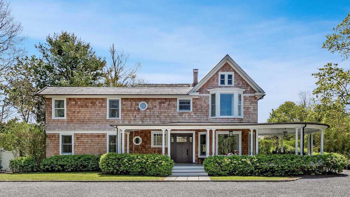 Dream House of the Week Bethenny Frankel's Hamptons summer home