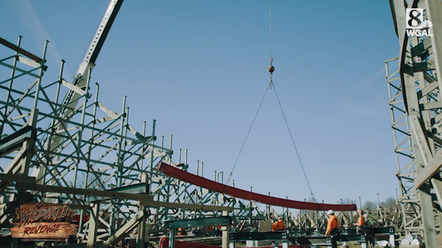First piece of steel track in place at Wildcat's Revenge at Hersheypark - Vimarsana News