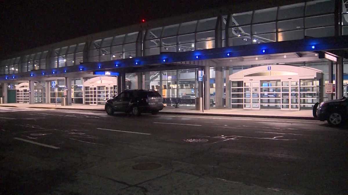 Parking at Worcester Regional Airport