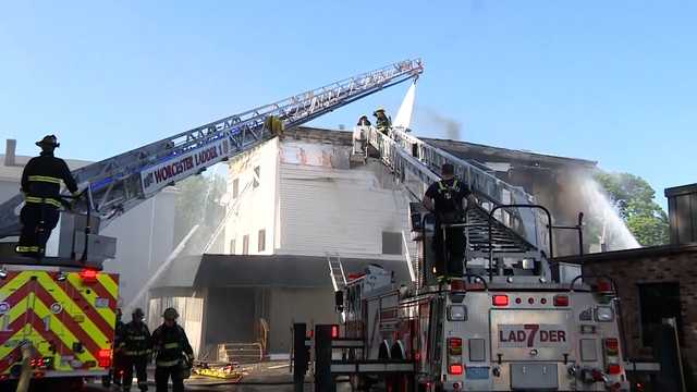 Multi-alarm fire tears through Worcester apartment building - Vimarsana News